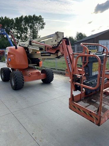 Kniktelescoop JLG 450 AJ